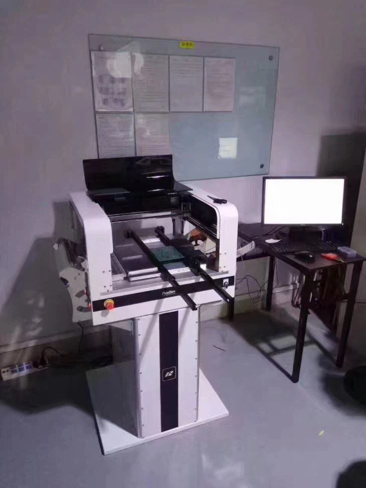 Low And Deskotop Pick And Place Machine